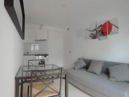 Apartamento en alquiler en Madrid, Usera - Zofio photo 0
