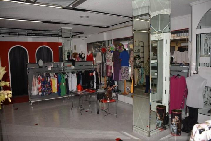 Local comercial en alquiler en Elda, Elda photo 0