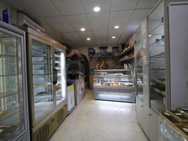 Local comercial en alquiler en Bellver de Cerdanya photo 0