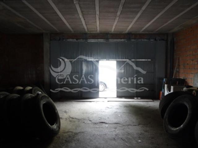 Local comercial en alquiler en Huércal-Overa, Huercal-Overa photo 0