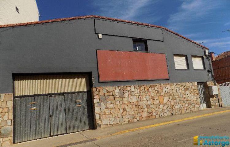 Local comercial en alquiler en Astorga, Astorga photo 0