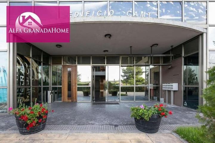 Oficina en alquiler en Granada, Parque Lagos photo 0