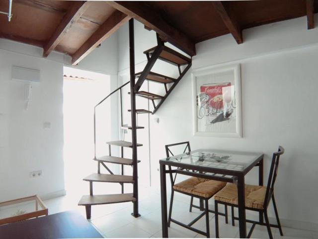 Duplex en alquiler en Madrid, Tetuan - Valdeacederas photo 0