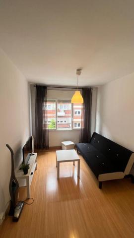 Piso en alquiler en Oviedo, Fuertes Acevedo photo 0