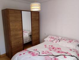 Piso en alquiler en Gijón, Laviada photo 0