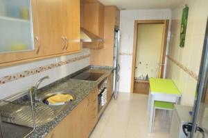 Apartamento en alquiler en Culleredo, Fonteculler photo 0