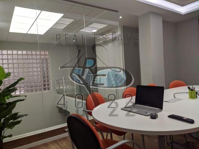 Edificio en alquiler en Olías del Rey photo 0