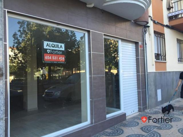 Local comercial en alquiler en Martos, Estacion Autobuses photo 0