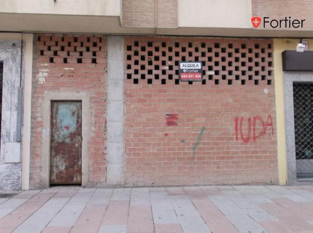 Local comercial en alquiler en Martos, Centro photo 0