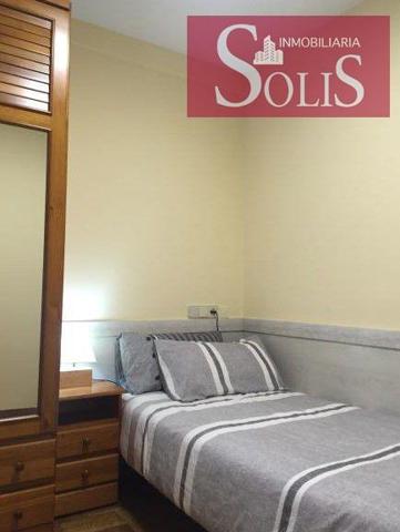 Piso en alquiler en Oviedo, Centro photo 0