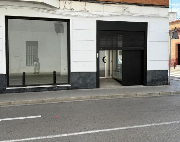 Local comercial en alquiler en Dos Hermanas, Dos Hermanas photo 0