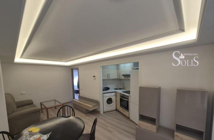 Apartamento en alquiler en Oviedo, Centro photo 0