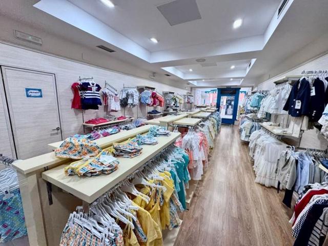 Local comercial en alquiler en Valdepeñas, Centro photo 0