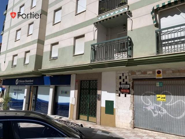 Local comercial en alquiler en Martos, Centro photo 0