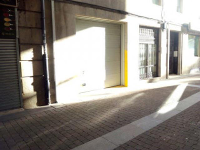 Local comercial en alquiler en Pontevedra, Pontevedra photo 0