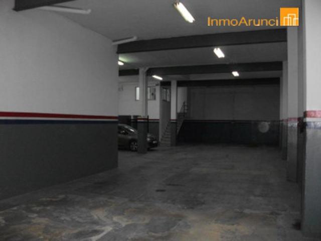 Garaje en alquiler en Morón de la Frontera, Victoria photo 0