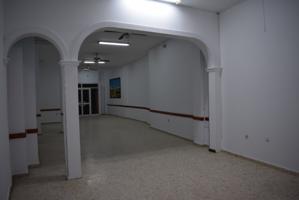 Local comercial en alquiler en Puerto Real, Centro photo 0