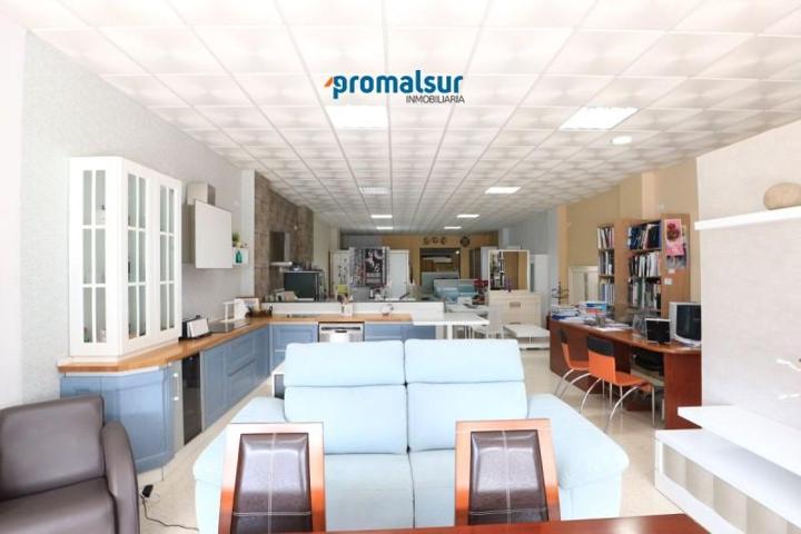 Local comercial en alquiler en Puente Genil, Avd. Estacion photo 0