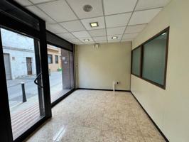 Local comercial en alquiler en Llinars del Vallès, Centro photo 0