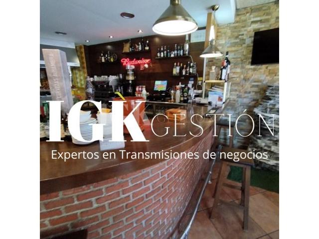 Local comercial en alquiler en Blanes photo 0