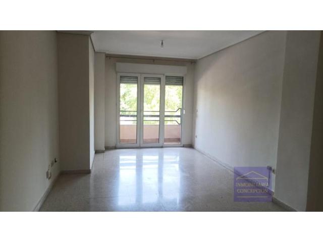 Piso en alquiler en Córdoba photo 0