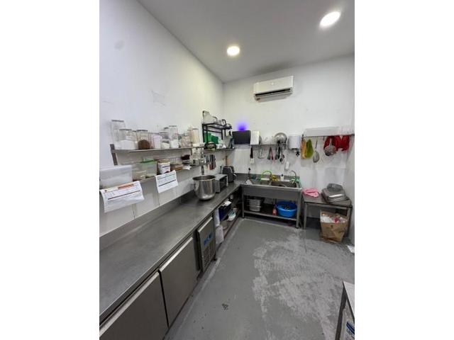 Local comercial en alquiler en Barcelona photo 0