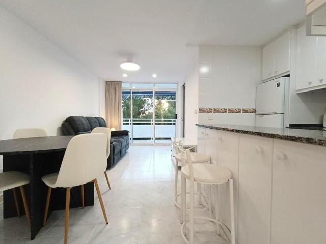 Apartamento en alquiler en Alicante, Playa de San Juan photo 0