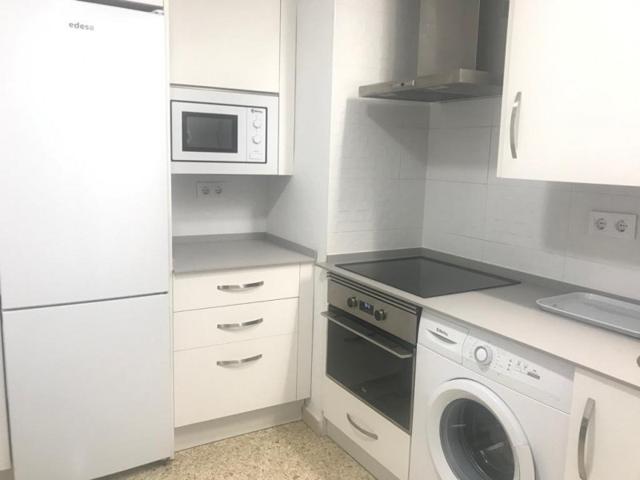 Apartamento en alquiler en Cádiz, Cadiz photo 0