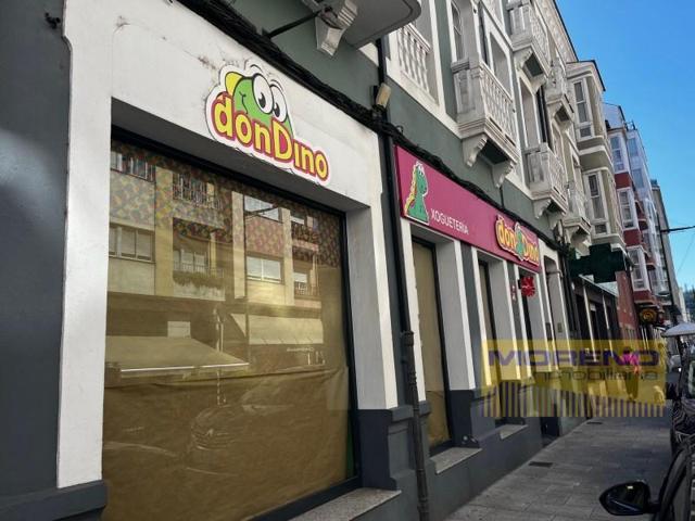 Local comercial en alquiler en Sarria photo 0