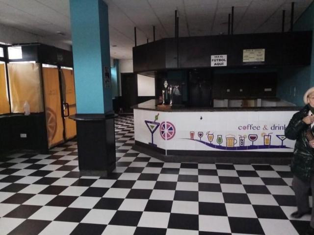 Local comercial en alquiler en Oviedo, El Milan photo 0