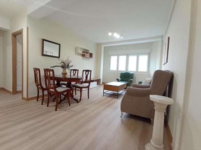 Piso en alquiler en Pontevedra, Pontevedra photo 0