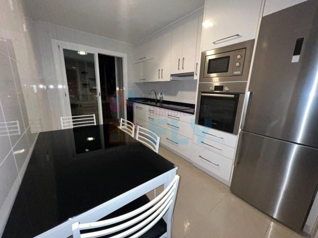 Piso en alquiler en Ourense photo 0