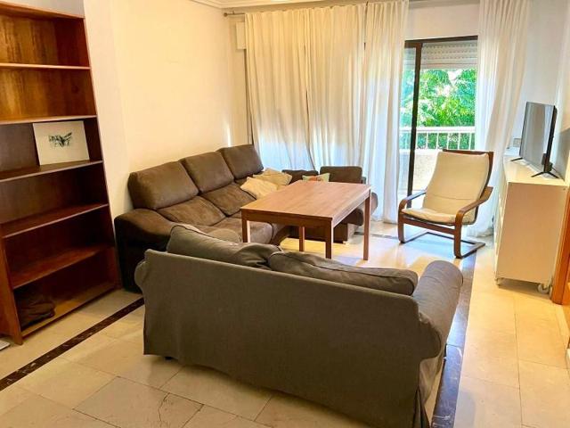 Piso en alquiler en Badajoz photo 0