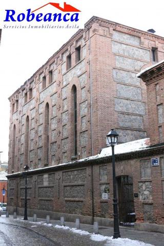 Oficina en alquiler en Ávila, Centro - Mercado Chico photo 0
