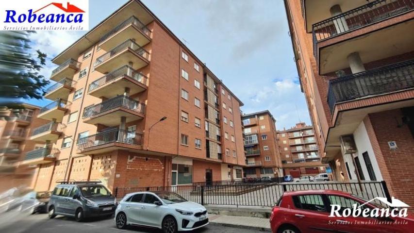 Piso en alquiler en Ávila, Sur - La Toledana photo 0