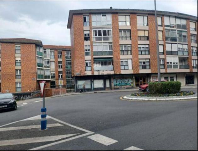 Local comercial en alquiler en Getxo, Algorta photo 0