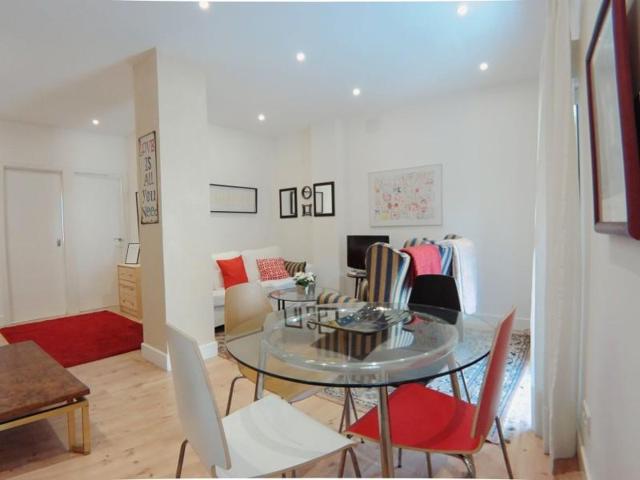 Apartamento en alquiler en Madrid, Latina - Puerta del Angel photo 0