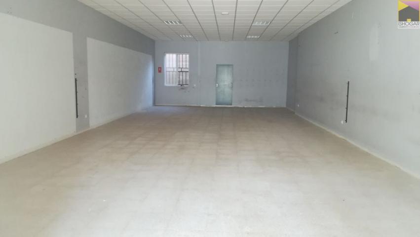 Local comercial en alquiler en Valdepeñas, Canal photo 0