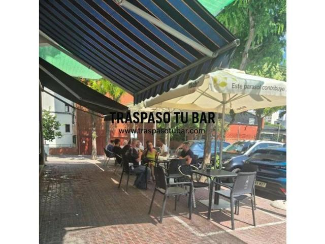 Local comercial en alquiler en L'Hospitalet de Llobregat photo 0