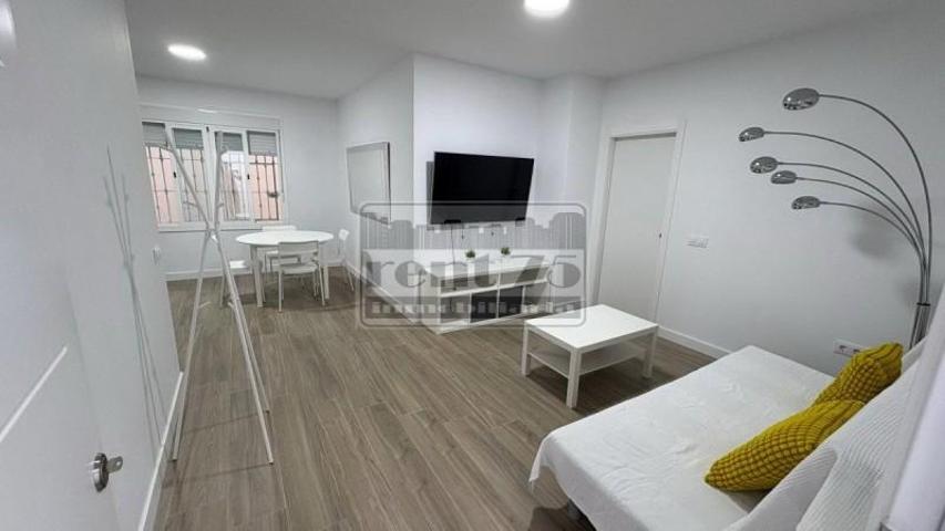 Piso en alquiler en Jerez de la Frontera, Este photo 0