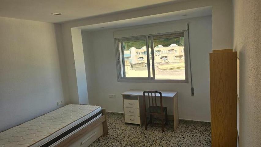 Piso en alquiler en Granada, Plaza de toros photo 0