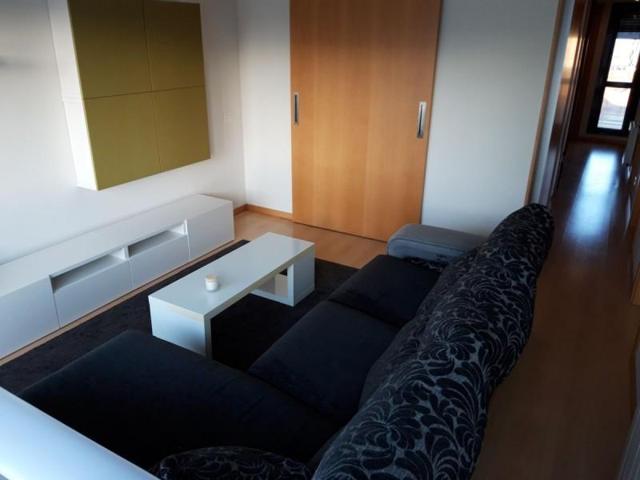 Piso en alquiler en Vitoria-Gasteiz, Salburua photo 0