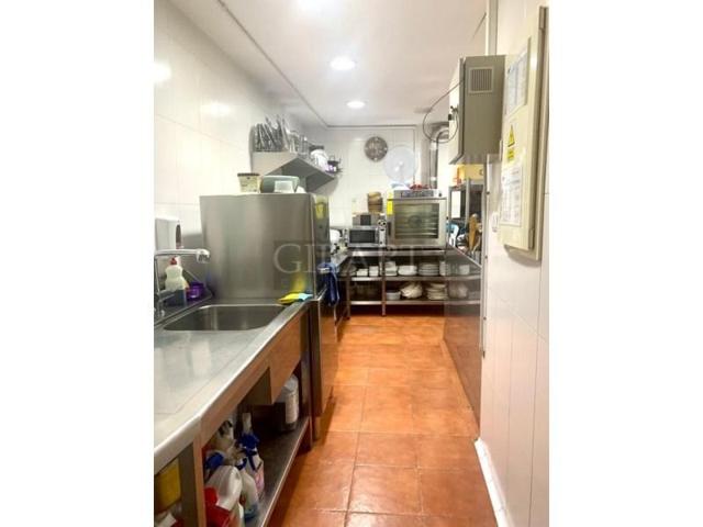 Local comercial en alquiler en Lleida photo 0