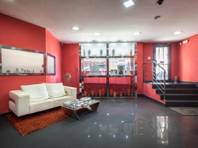 Local comercial en alquiler en Vielha e Mijaran photo 0