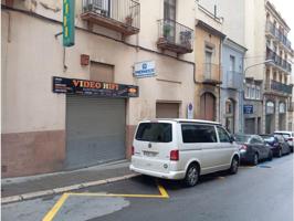 Local comercial en alquiler en Figueres photo 0