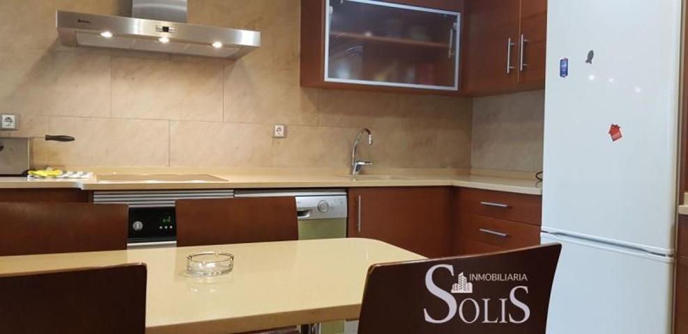 Piso en alquiler en Oviedo, Plaza La Paz photo 0