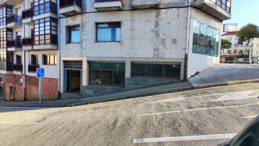 Oficina en alquiler en Santiago de Compostela, Santa Marta photo 0