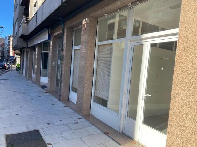 Local comercial en alquiler en Lalín photo 0