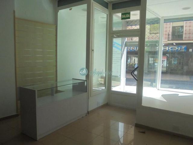 Local comercial en alquiler en Segovia, Centro - Santa Eulalia photo 0