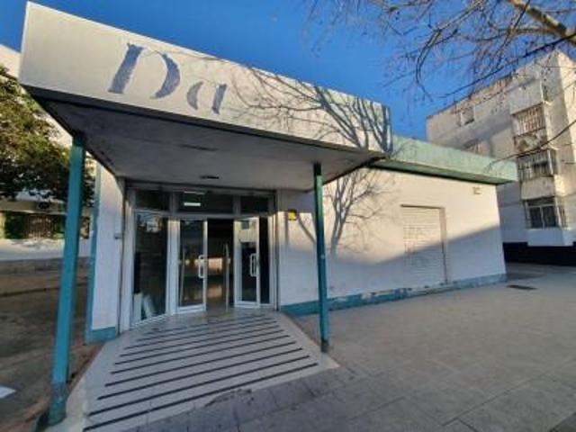 Local comercial en alquiler en Jerez de la Frontera, Oeste - Las Torres photo 0